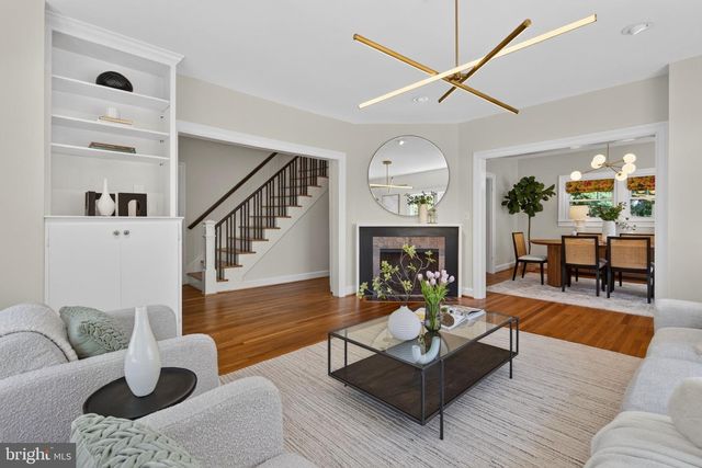 745 26TH ST S, Arlington, VA 22202