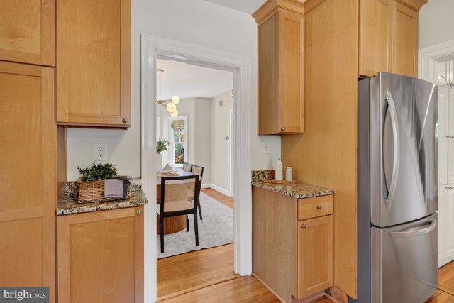 745 26TH ST S, Arlington, VA 22202