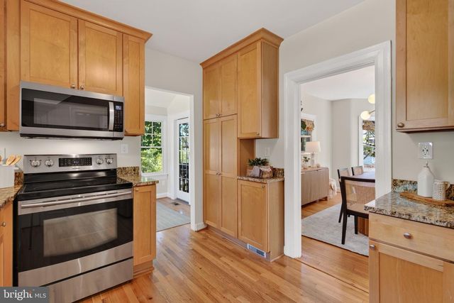 745 26TH ST S, Arlington, VA 22202
