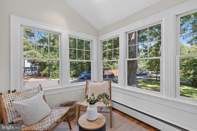 745 26TH ST S, Arlington, VA 22202