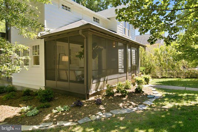 745 26TH ST S, Arlington, VA 22202