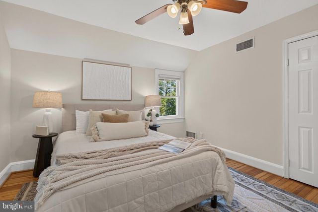 745 26TH ST S, Arlington, VA 22202