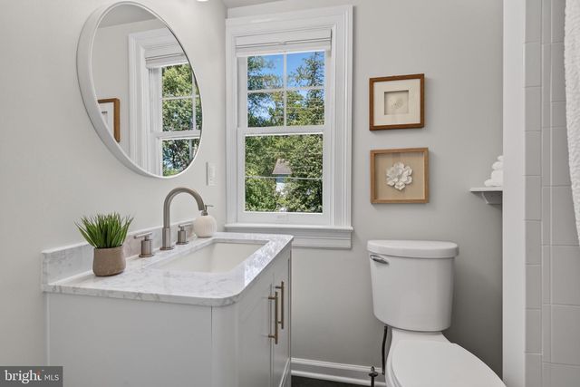 745 26TH ST S, Arlington, VA 22202
