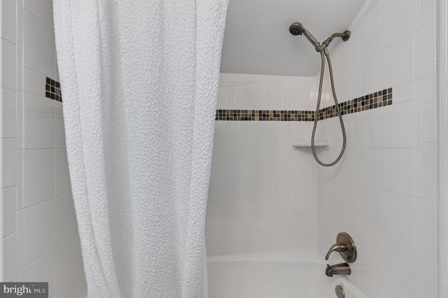 745 26TH ST S, Arlington, VA 22202