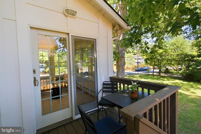 745 26TH ST S, Arlington, VA 22202