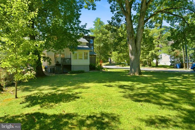 745 26TH ST S, Arlington, VA 22202