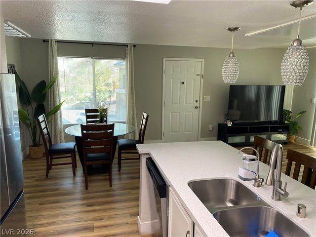 8070 West Russell Road 2062, Las Vegas, NV 89113