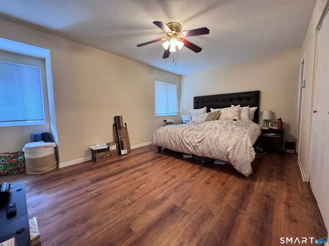 59 Rock Spring Road 28, Stamford, CT 06906