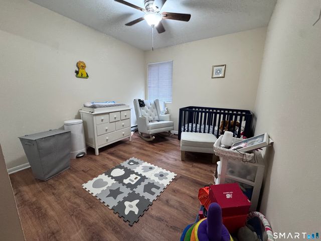 59 Rock Spring Road 28, Stamford, CT 06906