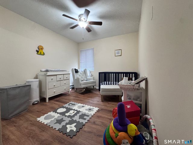 59 Rock Spring Road 28, Stamford, CT 06906