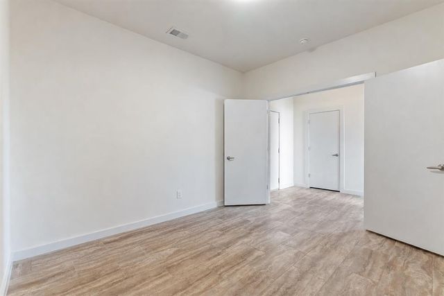 6000 S Congress Ave 201, Austin, TX 78745