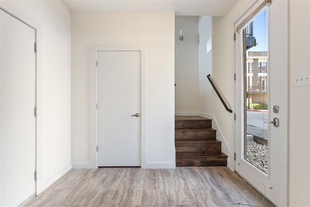 6000 S Congress Ave 201, Austin, TX 78745