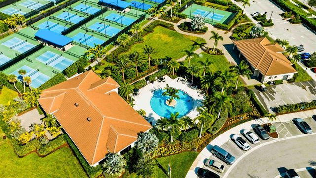 8692 SW Flutto Way, Port St. Lucie, FL 34987