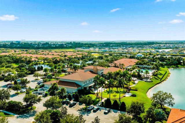 8692 SW Flutto Way, Port St. Lucie, FL 34987