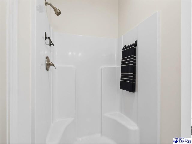 3245 Spiral Ln, Effingham, SC 29541