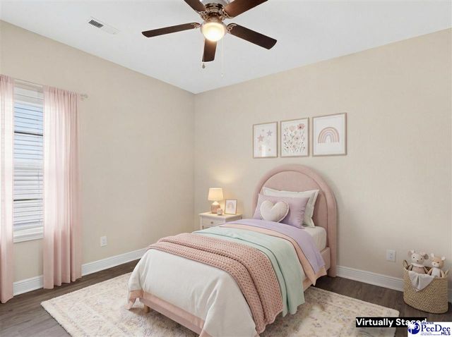 3245 Spiral Ln, Effingham, SC 29541