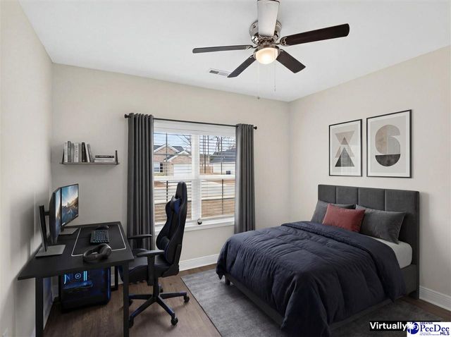 3245 Spiral Ln, Effingham, SC 29541