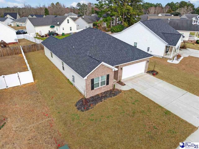 3245 Spiral Ln, Effingham, SC 29541