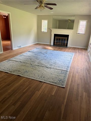 2520 Holgate Road, Akron, OH 44313