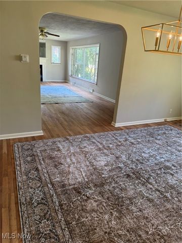 2520 Holgate Road, Akron, OH 44313