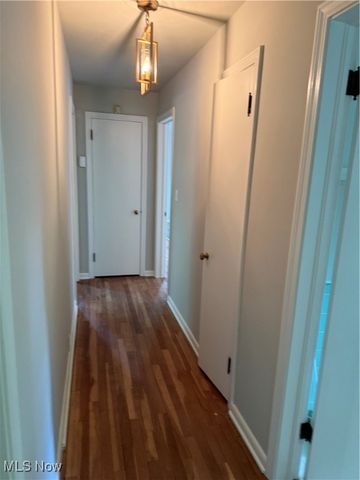 2520 Holgate Road, Akron, OH 44313