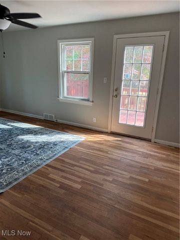 2520 Holgate Road, Akron, OH 44313