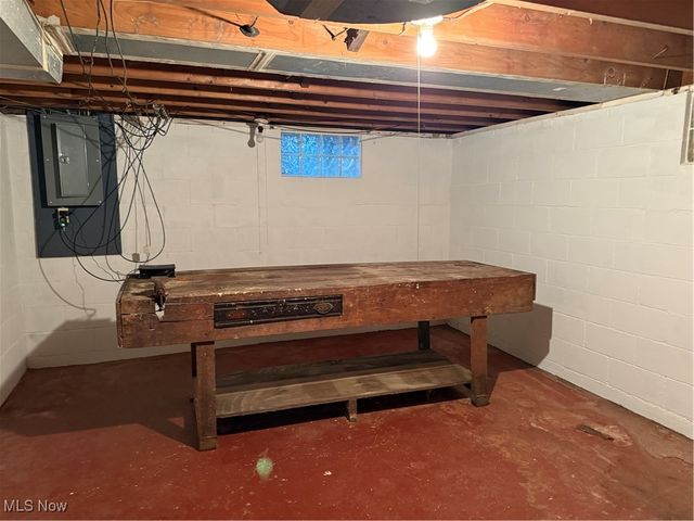 2520 Holgate Road, Akron, OH 44313