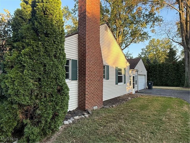 2520 Holgate Road, Akron, OH 44313