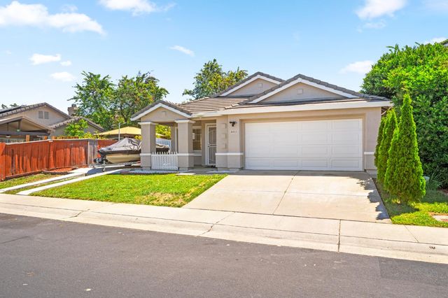 8953 Monterey Oaks Dr, Elk Grove, CA 95758