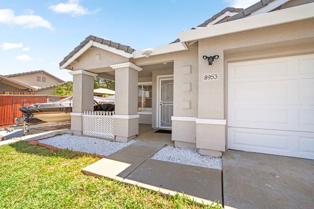 8953 Monterey Oaks Dr, Elk Grove, CA 95758