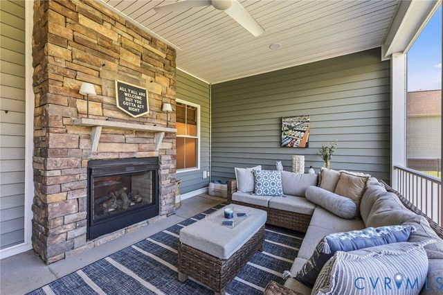 12316 Kilbourne Hill Dr, Ashland, VA 23005