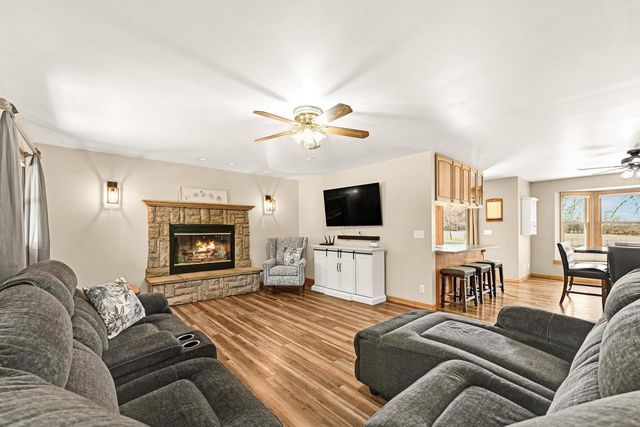 2855 North Shore DRIVE, Delavan, WI 53115