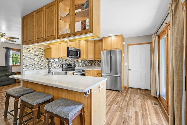 2855 North Shore DRIVE, Delavan, WI 53115