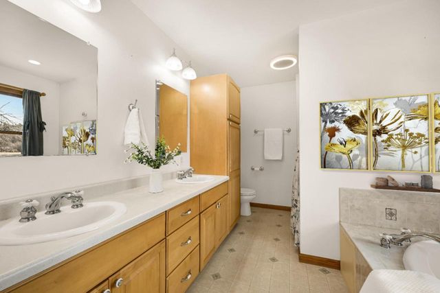 2855 North Shore DRIVE, Delavan, WI 53115