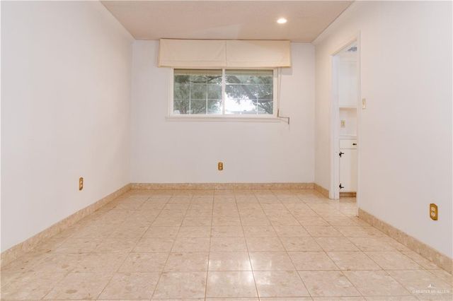 1512 W Shasta Avenue, Mcallen, TX 78504