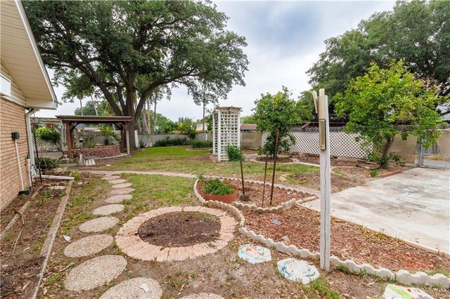 1512 W Shasta Avenue, Mcallen, TX 78504