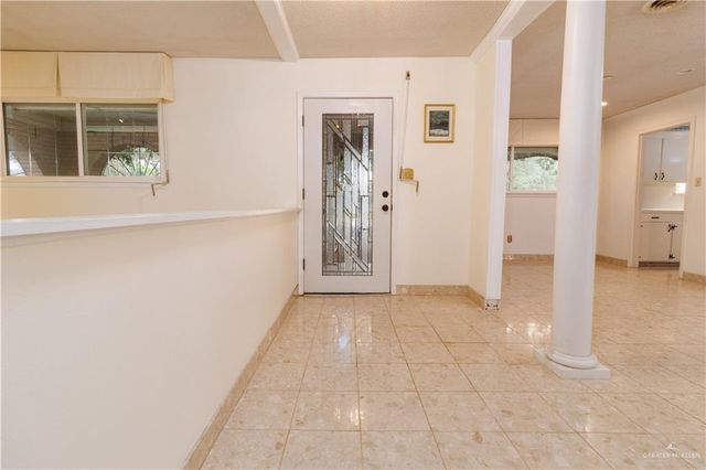 1512 W Shasta Avenue, Mcallen, TX 78504