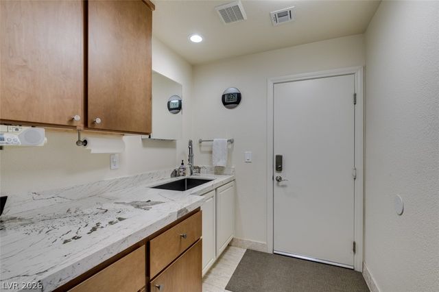 559 Duran Street, Henderson, NV 89015