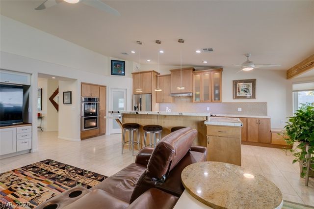 559 Duran Street, Henderson, NV 89015