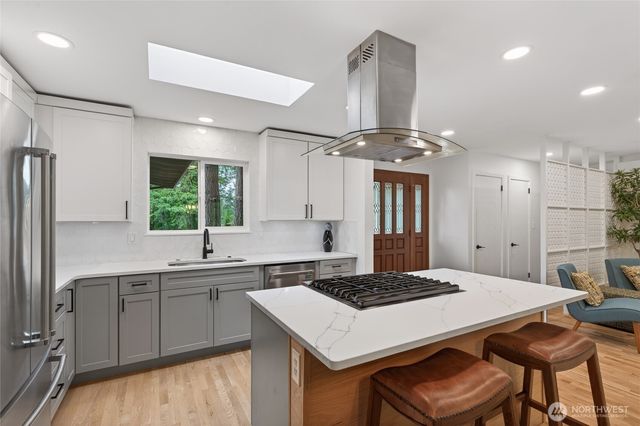 1521 150th Avenue SE, Bellevue, WA 98007