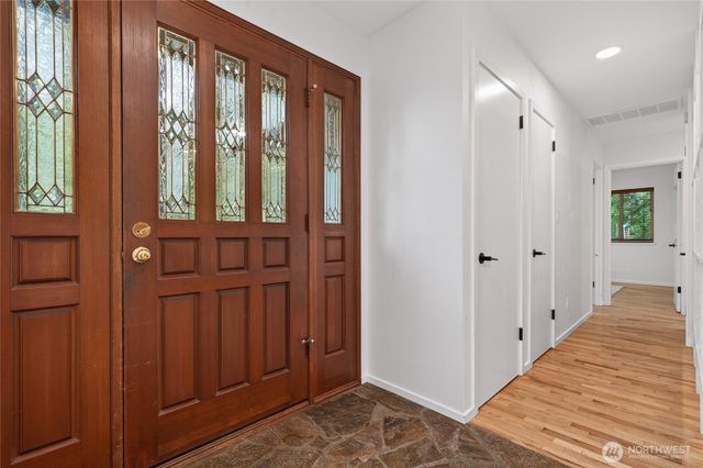 1521 150th Avenue SE, Bellevue, WA 98007