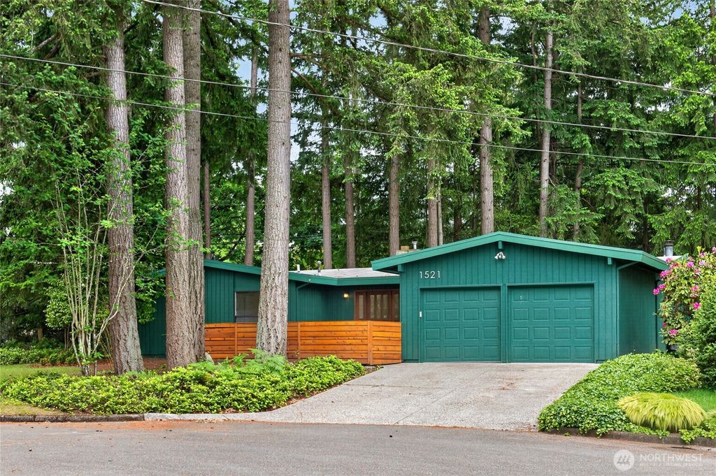 1521 150th Avenue SE, Bellevue, WA 98007