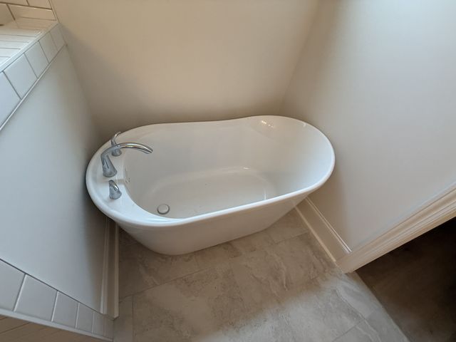 888 Joe Miller Dr, Hendersonville, TN 37075