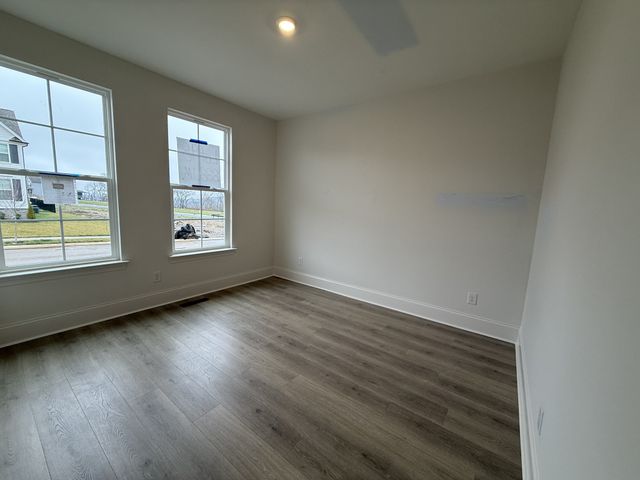 888 Joe Miller Dr, Hendersonville, TN 37075