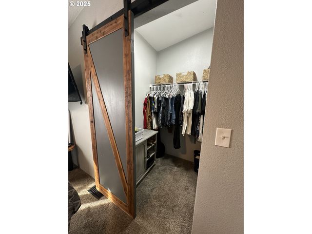 97450 KADORA Ln, North Bend, OR 97459