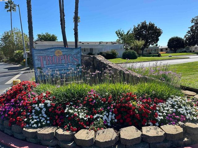 328 328 Waikiki Cir, Union City, CA 94587