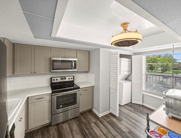 14671 Bonaire Drive 307, Delray Beach, FL 33446