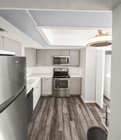 14671 Bonaire Drive 307, Delray Beach, FL 33446