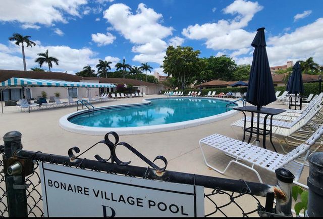 14671 Bonaire Drive 307, Delray Beach, FL 33446