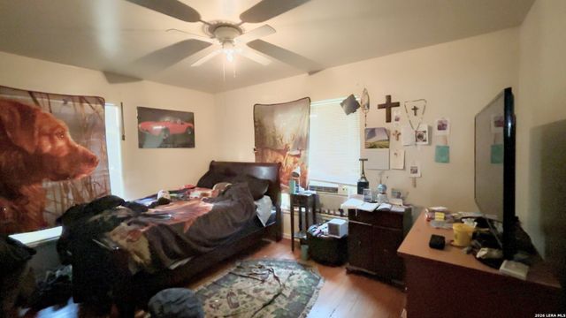 106 Cyril, San Antonio, TX 78218